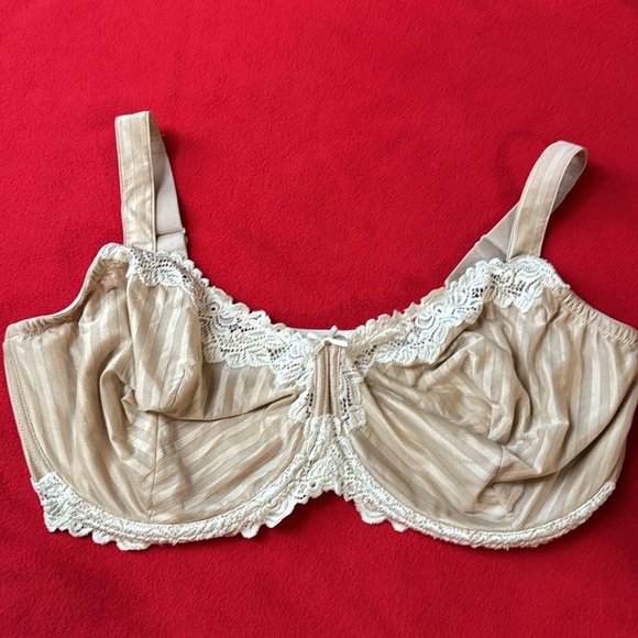 Modern 42H Lace white Cream Tan Bra - Picture 2 of 6